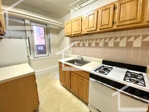 Building Photo - 2 Lothian Rd