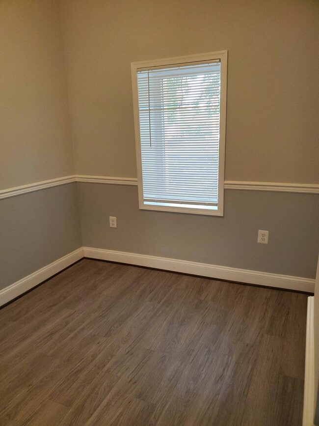 Photo - 2838 Washington Blvd House