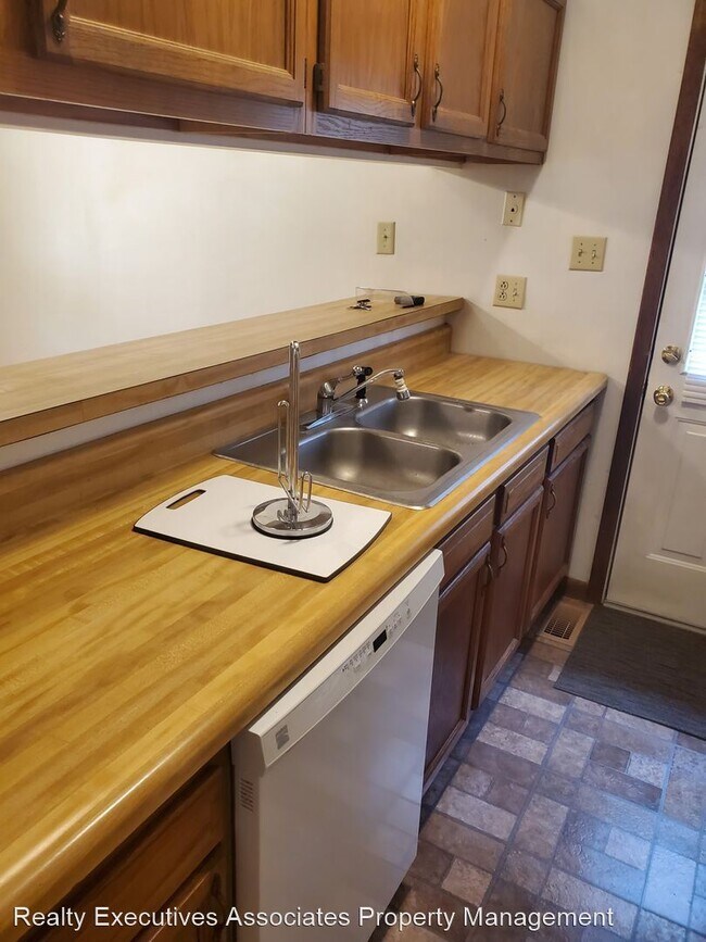 Foto del edificio - 3 br, 2 bath House - 1714 Woodpointe Drive