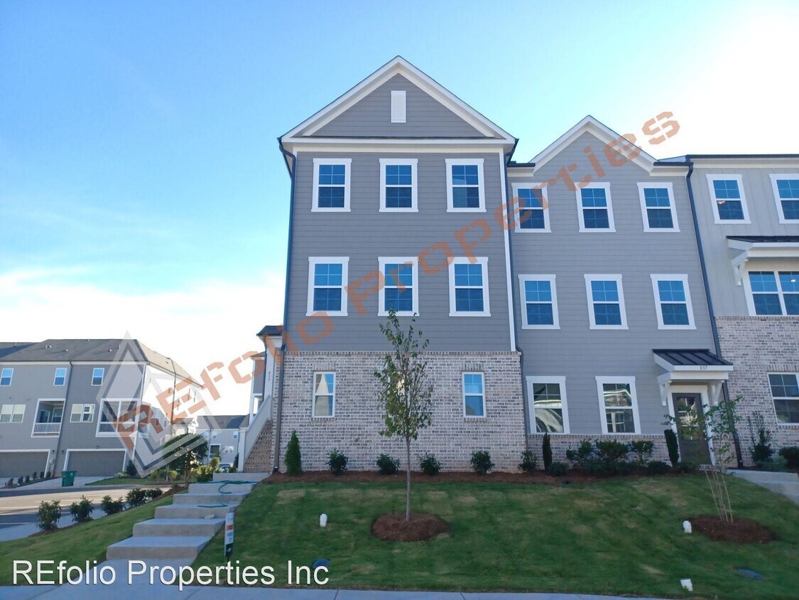 Primary Photo - 4 br, 3.5 bath House - 835 Napier Drive