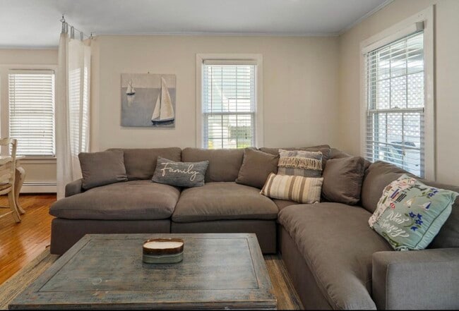 Living Room - 609 Main St
