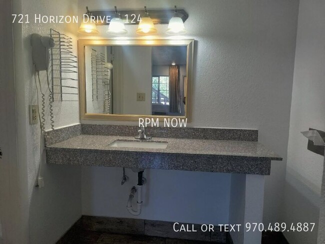 Foto del edificio - 721 Horizon Dr