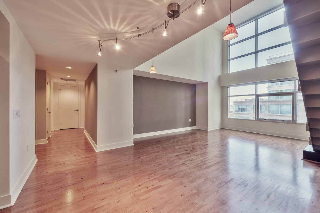 Primary Photo - 200 Brannan St