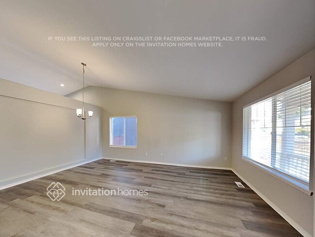 Building Photo - 18624 17th Ave Ct E