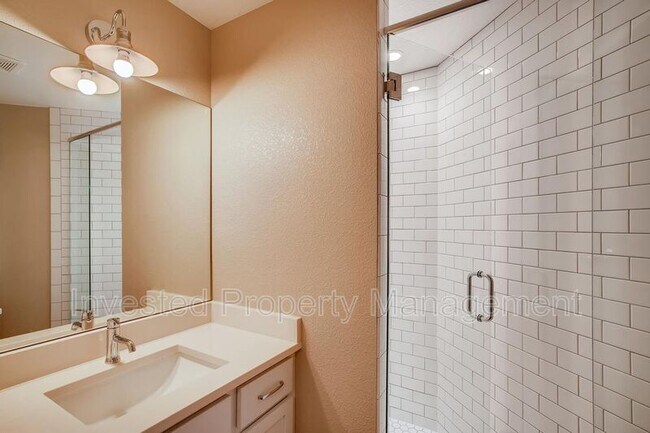 Foto del edificio - 3763 Steele St