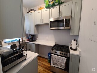 Building Photo - 317 Allston St