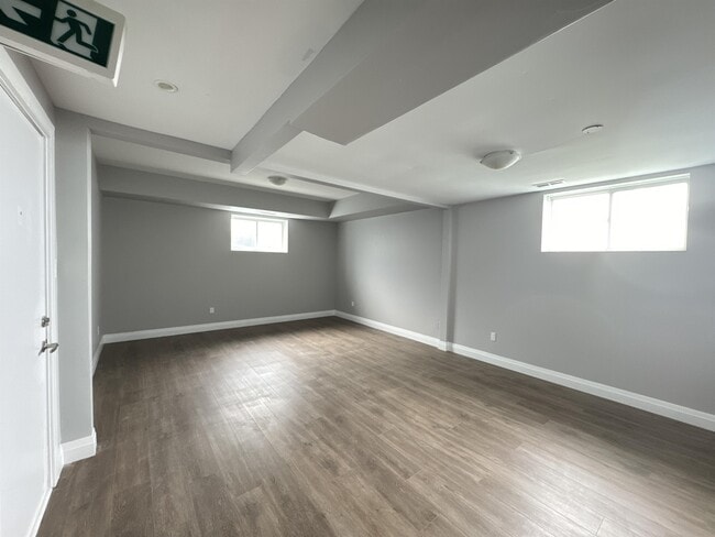 Building Photo - 320 Tremblay Rd