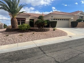 Building Photo - 10801 Heritage Hills Dr