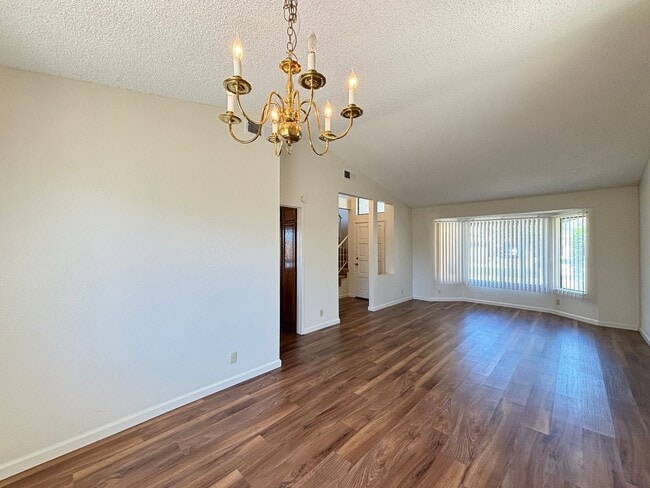 Building Photo - West Lancaster Home