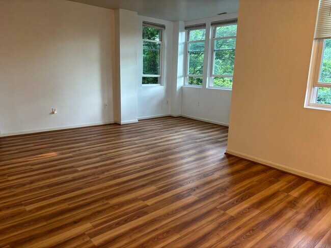 Foto del edificio - 218 Thorndike St