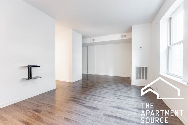 Foto del edificio - 925 W Carmen Ave