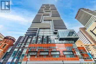 Building Photo - 7 Grenville St