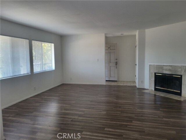 Foto del edificio - 923 E Ocean Blvd