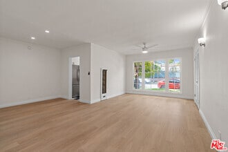 Building Photo - 148 S McCarty Dr