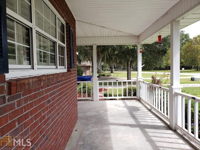 Building Photo - 1262 Bristol Hammock Cir