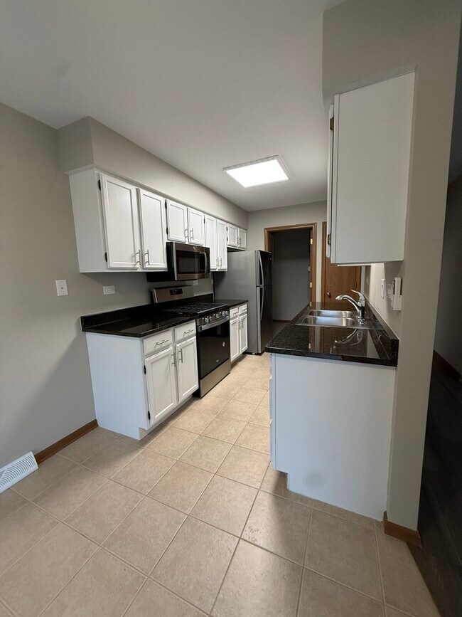 Foto del edificio - 45 Spuhler Dr