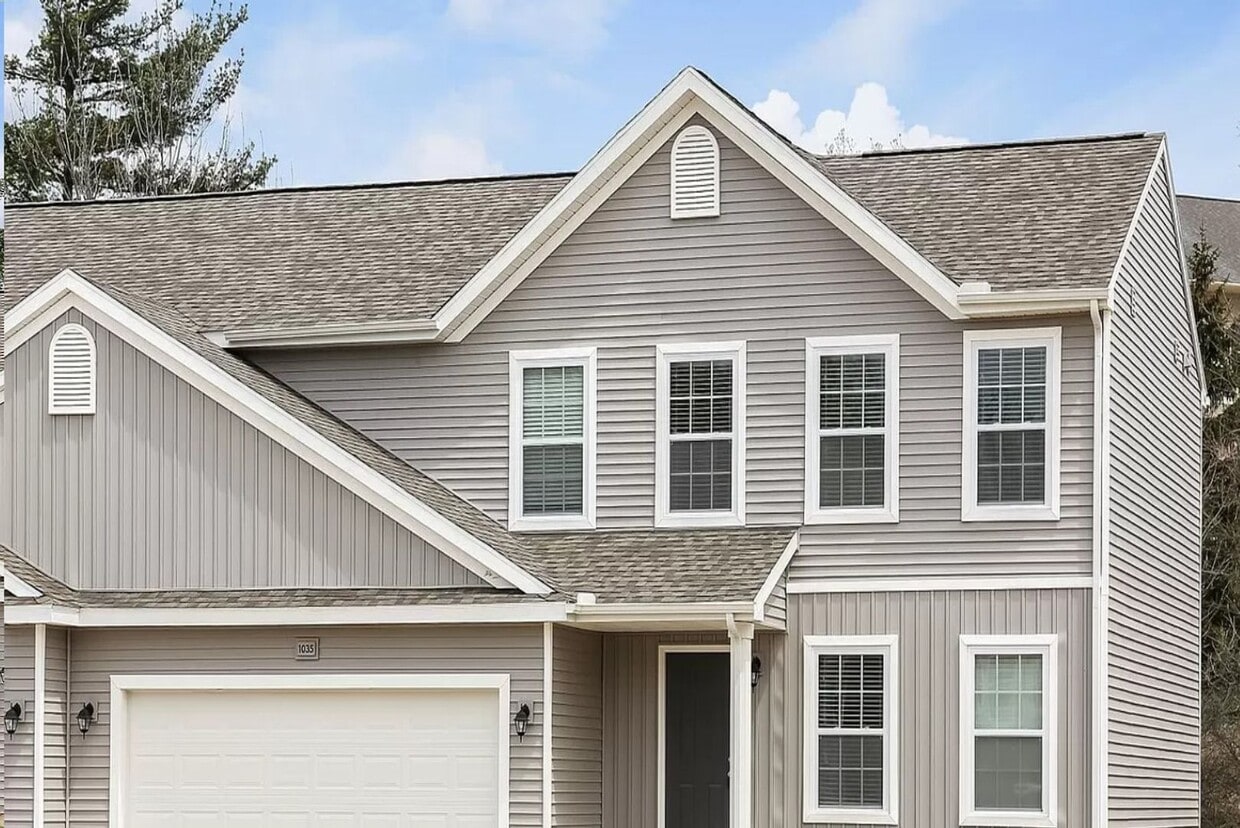 Great Home in Outstanding Schools! - Great Home in Outstanding Schools!