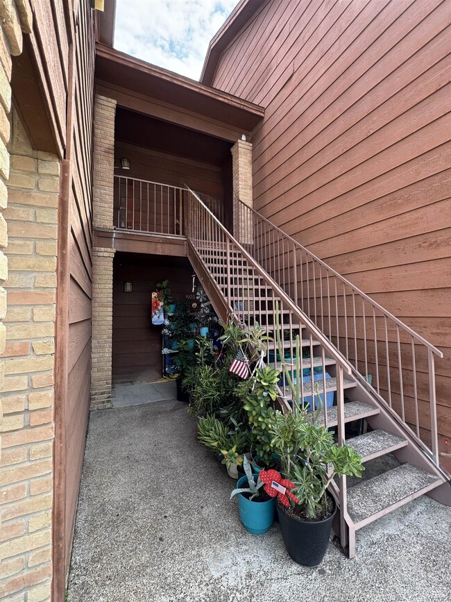 Building Photo - 1752 Tiara Trail