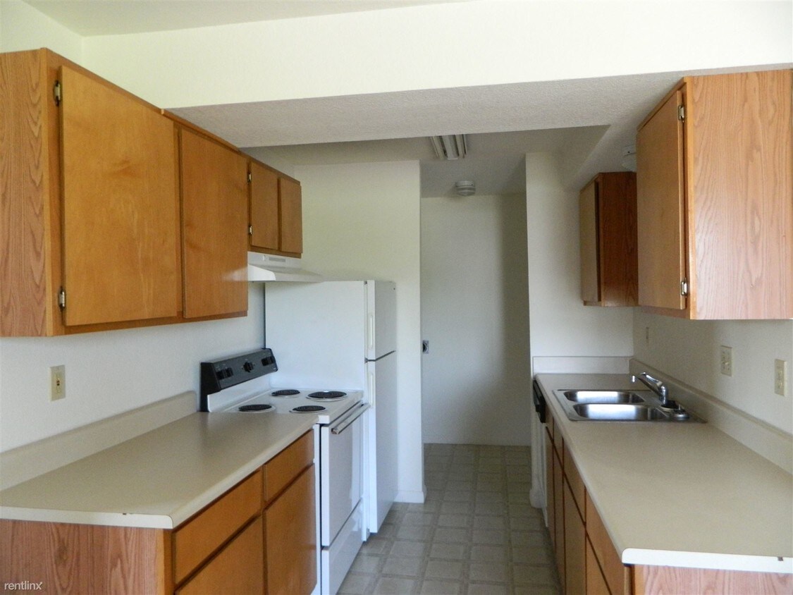 Primary Photo - 2300 N 20th Pl