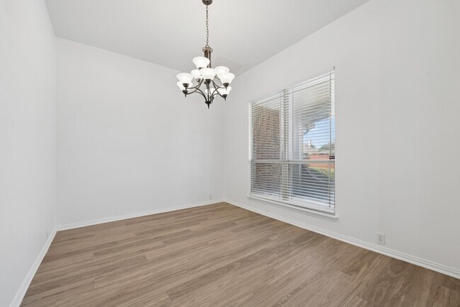 Building Photo - 2405 Marble Canyon Dr