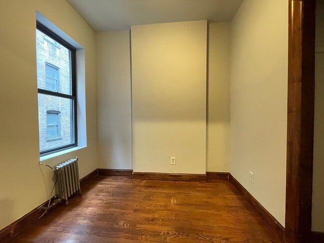 Building Photo - 783 9th Ave