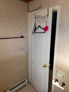 Building Photo - 356 Logan St