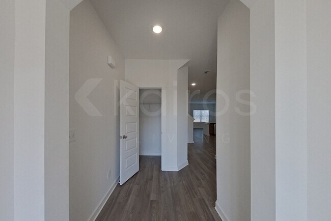 Foto del edificio - 6148 Taramore Ln NW