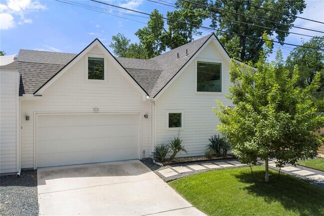 Building Photo - 1129 Henninger St
