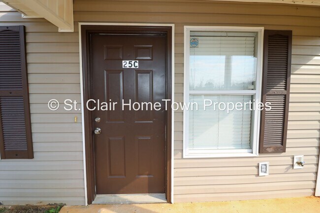 Foto del edificio - Triplex In Lincoln