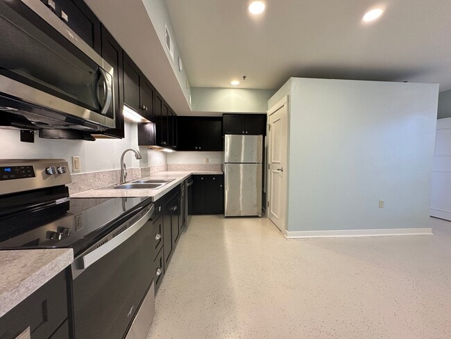 Foto del edificio - 715 Sherman St