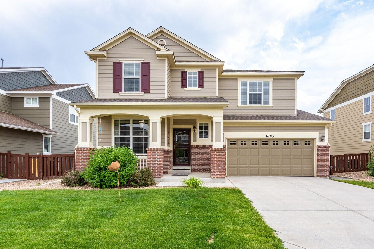 Foto principal - Bright, Spacious & Full of Charm Inside an...