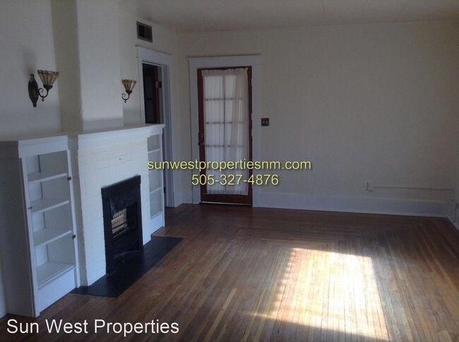Building Photo - 2 br, 1 bath House - 300 W. Apache