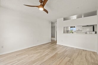 Building Photo - 94-870-870 Lumiauau St