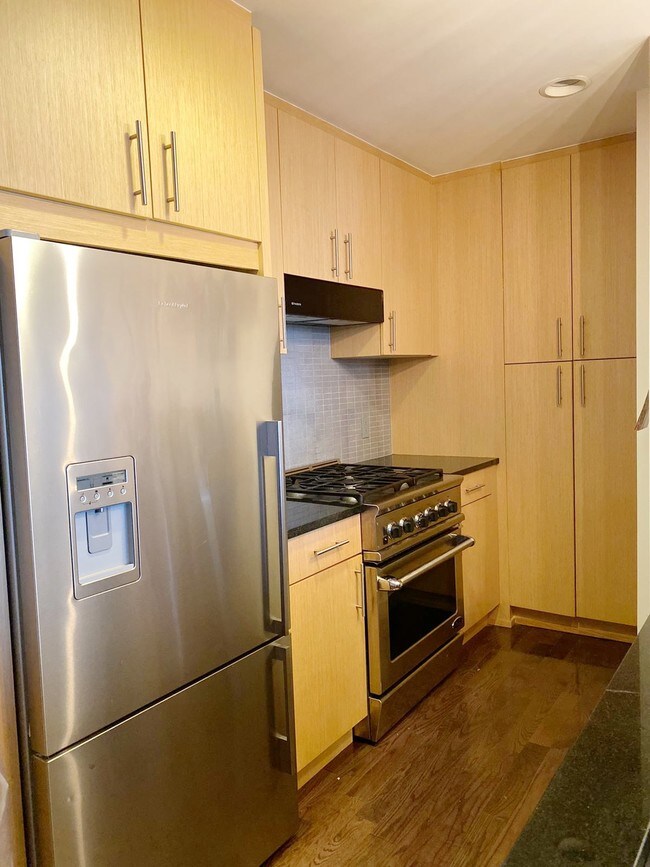 Foto del edificio - 48-15 11th St