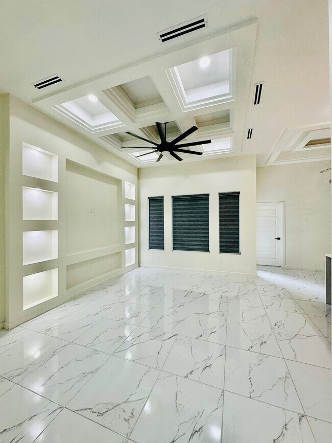 Foto del edificio - 210 N Veterans Blvd