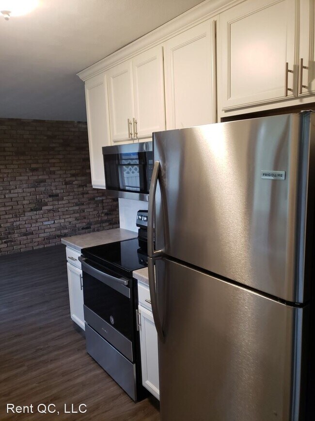 Building Photo - 2 br, 1.5 bath House - 2726 34th Street