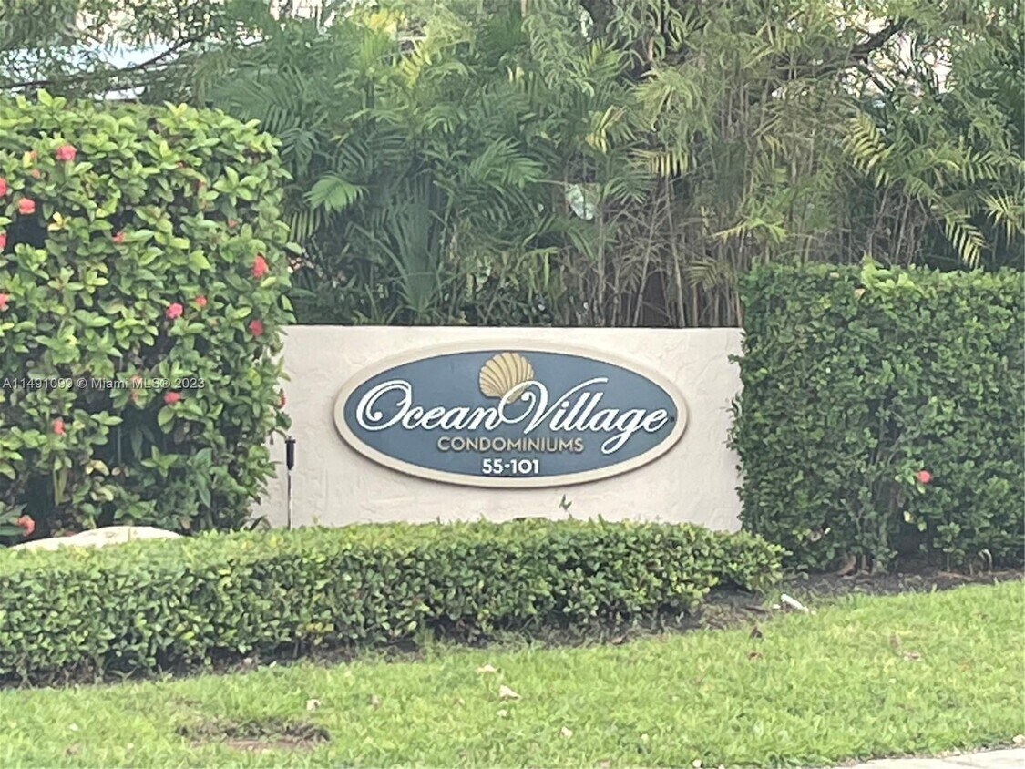 Primary Photo - 101 Ocean Ln Dr