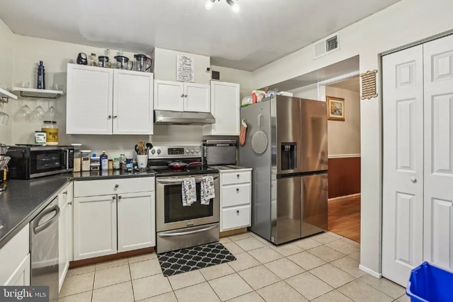 Building Photo - 15287 Flintlock Terrace