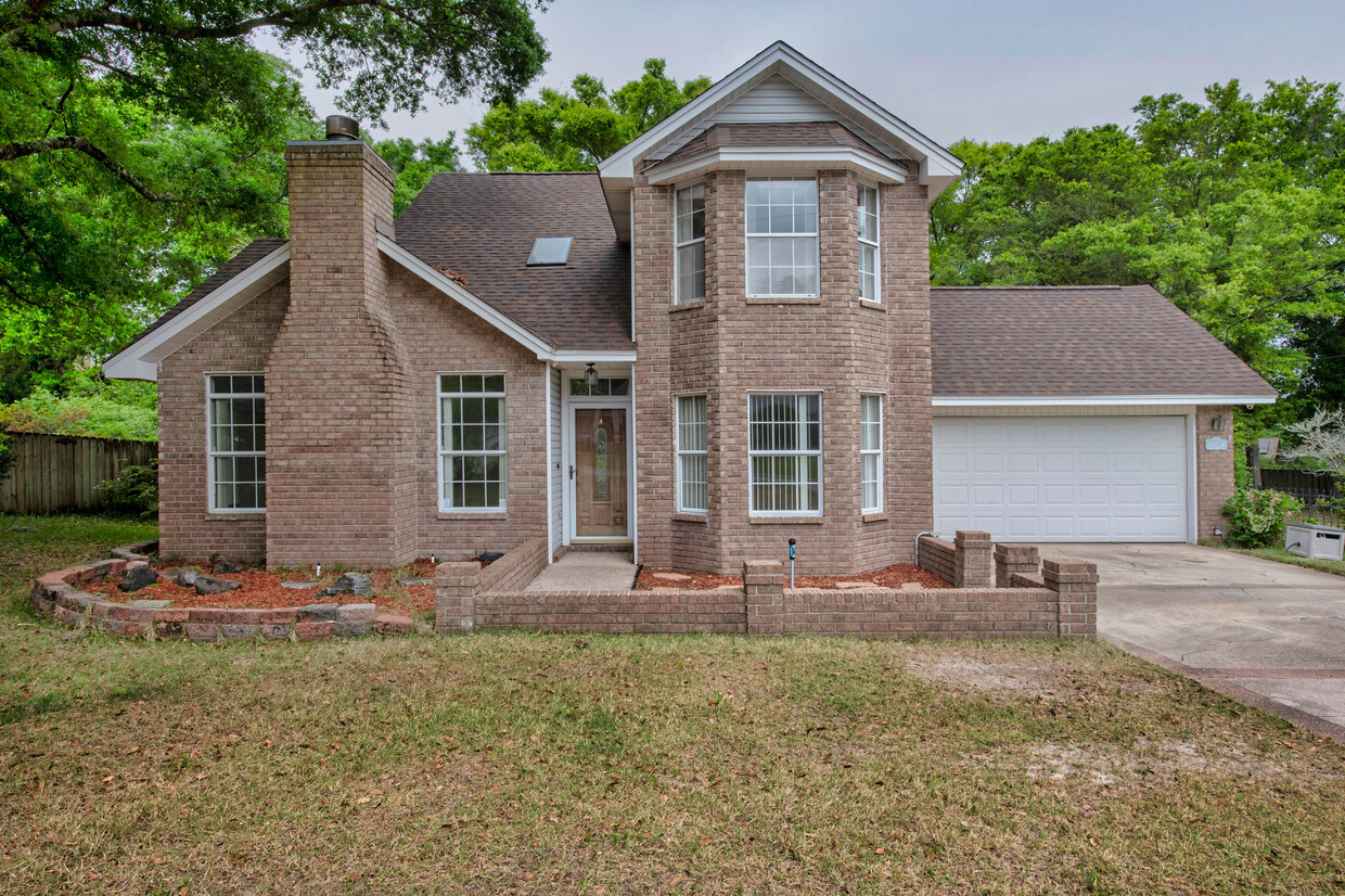 Foto principal - 6740 Scotts Pl