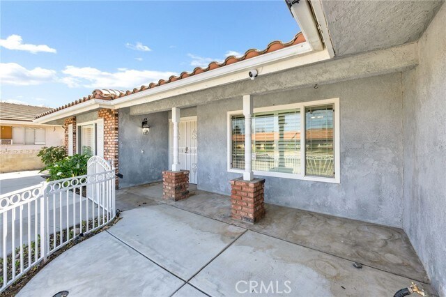 Foto del edificio - 41363 Plumrose St