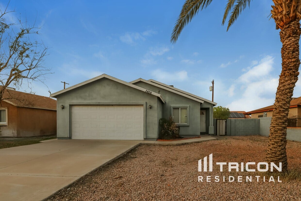 Foto principal - 2426 E Roeser Rd