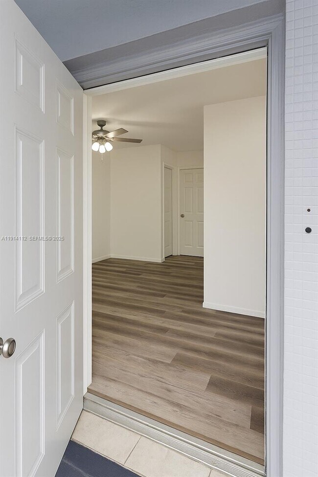 Foto del edificio - 417 NW 2nd Ave