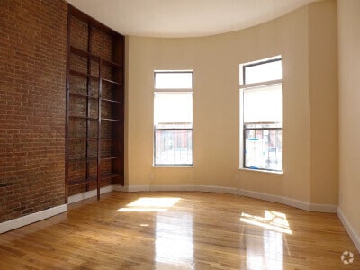 Building Photo - 39 E Springfield St