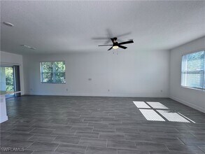 Building Photo - 211 Australian Dr