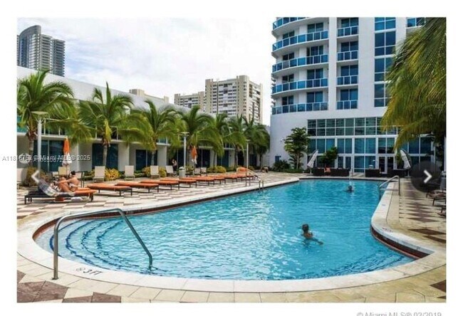 Foto del edificio - 1945 S Ocean Dr