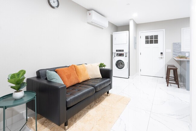 Foto del edificio - 2719 Mar Les Ln