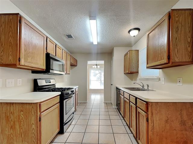 Building Photo - 8205 Red Wing Ct