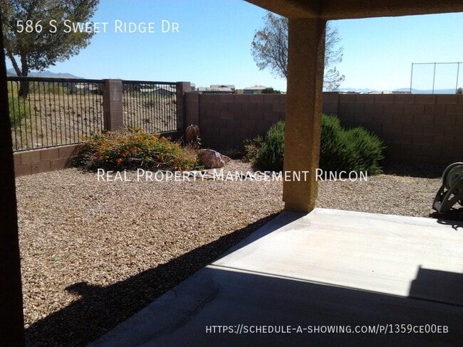 Building Photo - 586 S Sweet Ridge Dr