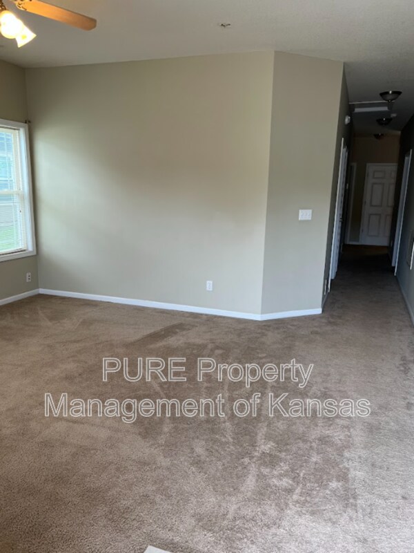 Foto del edificio - 2707 SE Taurus Ct