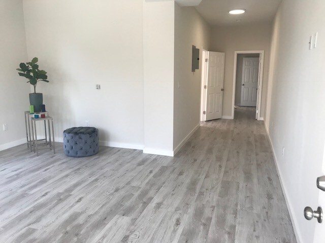 Foto del edificio - 731 E 32nd St